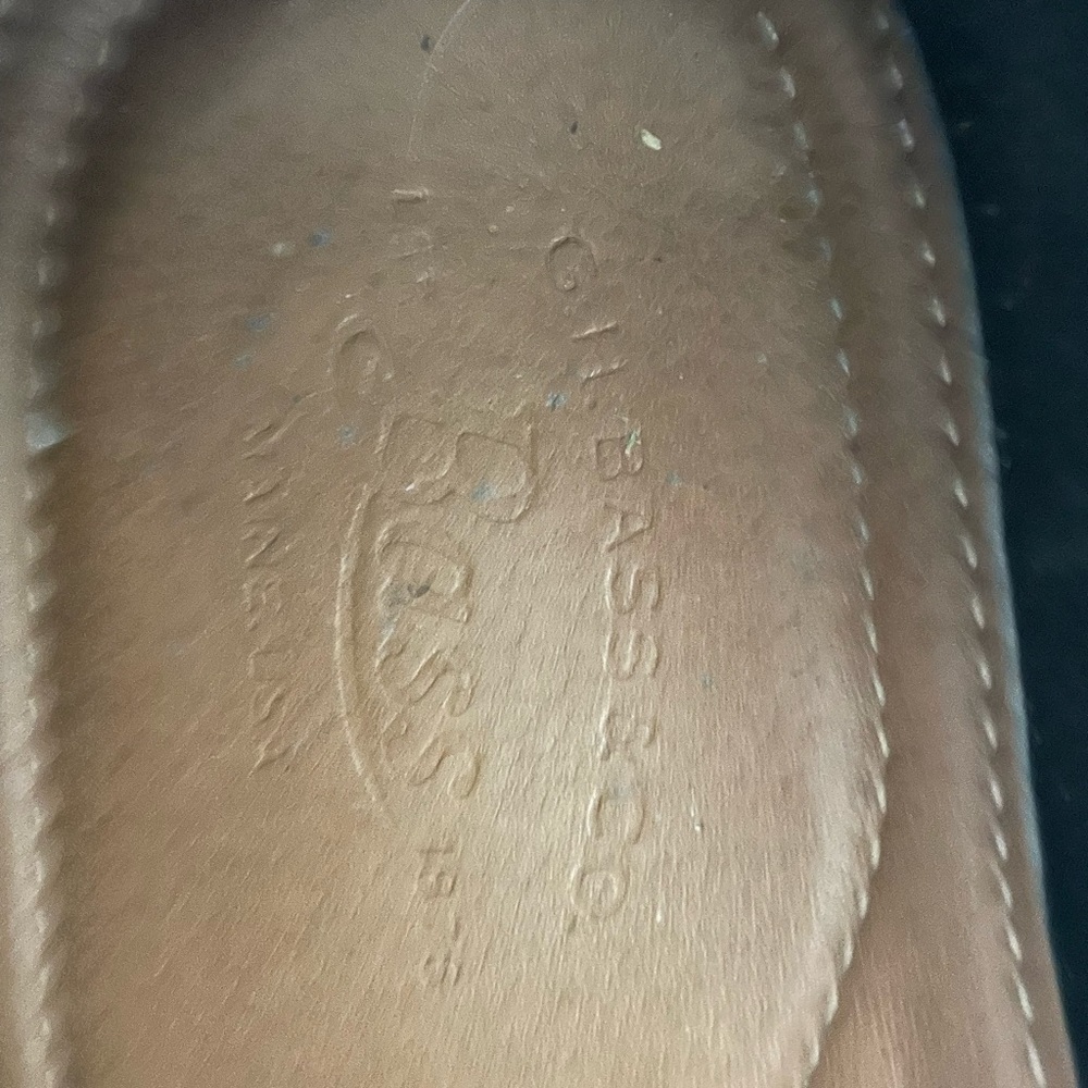 Bass Two Tone Leather Loafers Men's size 9.5 - Picture 4 of 5